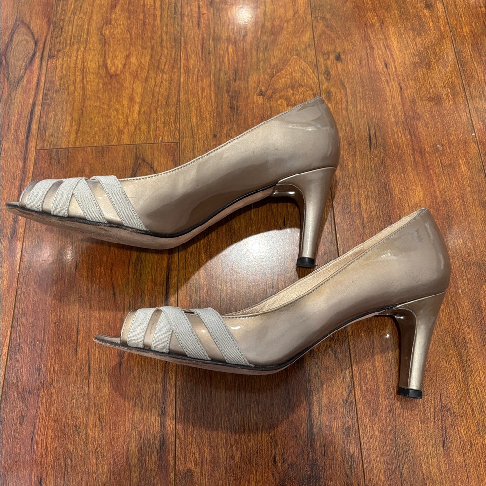 Stuart Weitzman Champagne/Taupe Patent Leather Pumps. 3 inch heel